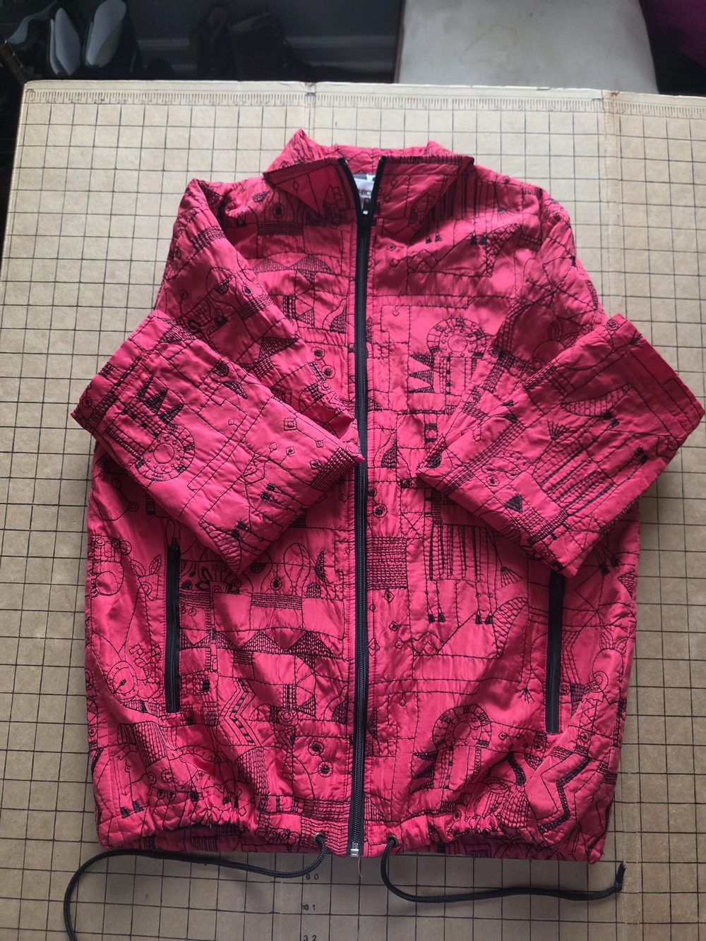 Chico’s 100% Silk Embroidered Abstract Jacket L Gallery Piece, Lightweight - Picture 12 of 12